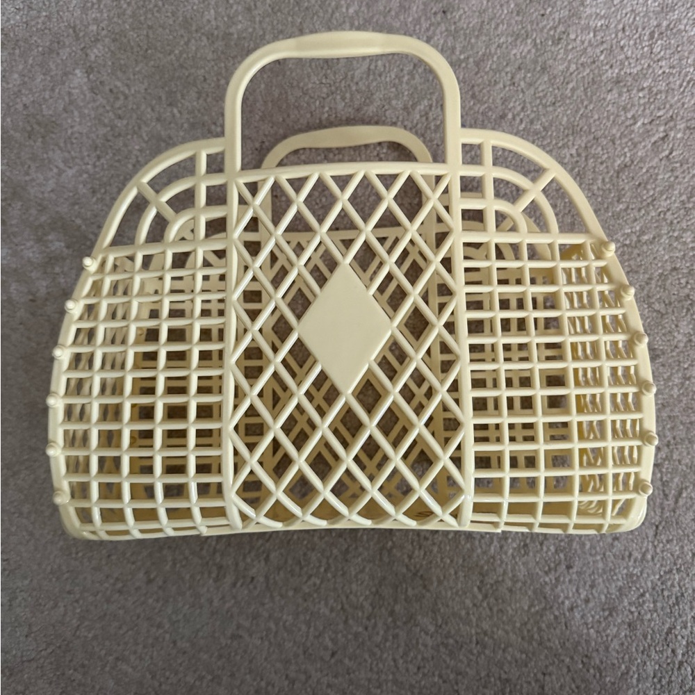 SunJellies Cream Lattice Tote Bag with Expandable Design